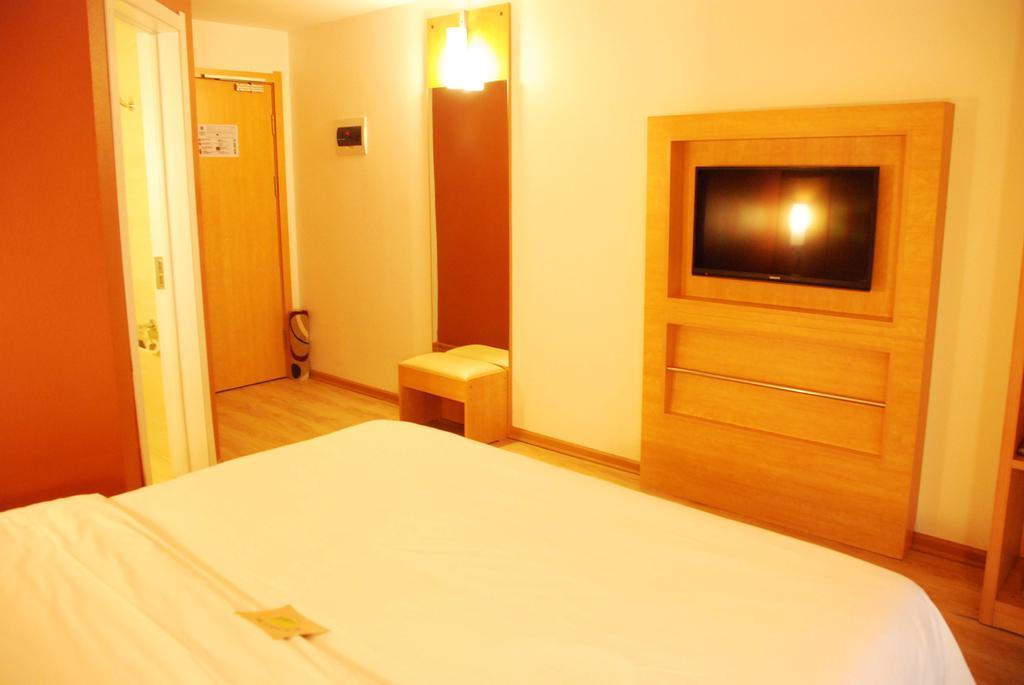 Ibis Changchun Jianshe Street Экстерьер фото